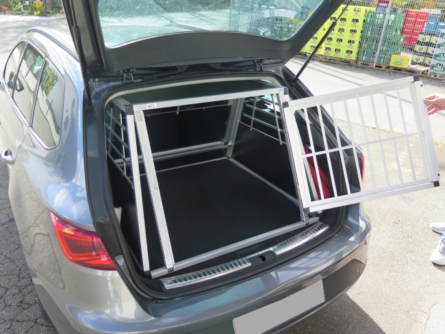 Kofferraumwanne, Hundebox für Seat Leon